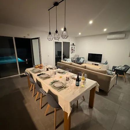 Casa Mikali Prázdninový dům Alfeizerão